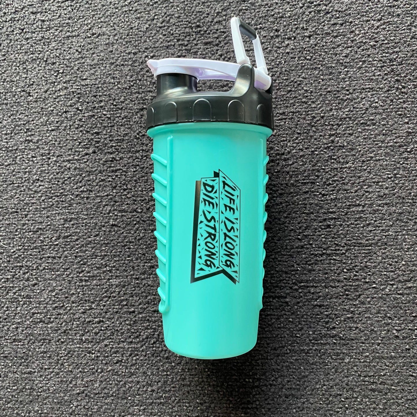 No Limits Shaker